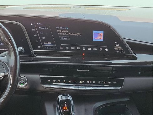 Used 2022 Cadillac Escalade ESV Premium Luxury Platinum image 10