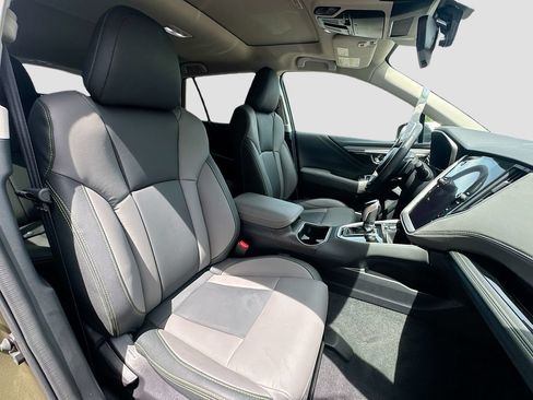 Certified 2024 Subaru Outback Onyx Edition AWD/4WD image 27