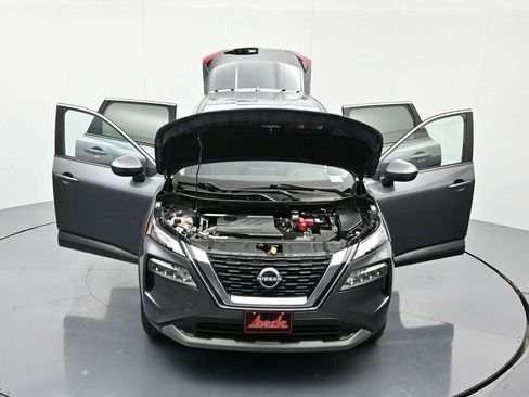 Used 2023 Nissan Rogue SV image 52