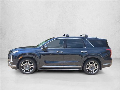 Used 2023 Hyundai Palisade SEL w/ Premium Package FWD image 9