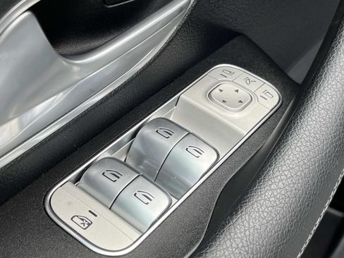 Certified 2025 Mercedes-Benz GLS 450 4MATIC w/ AMG Line Exterior image 32