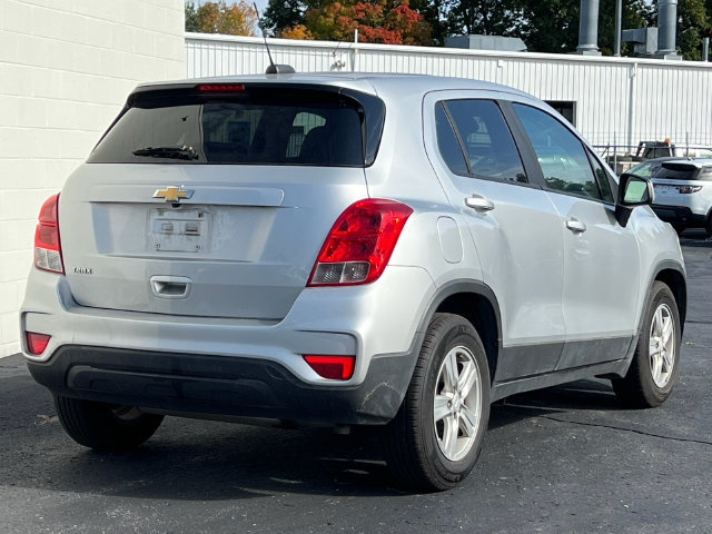 Used 2019 Chevrolet Trax LS w/ Tint and Cruise Package FWD image 10