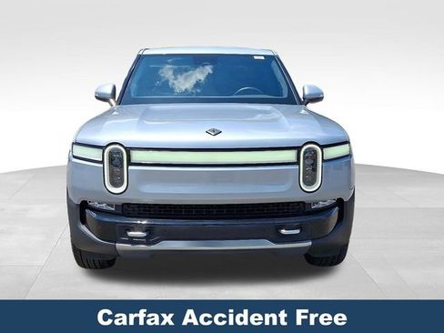 Used 2022 Rivian R1T Adventure image 2