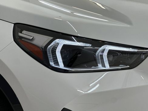 New 2026 BMW X1 xDrive28i w/ Convenience Package AWD/4WD image 10