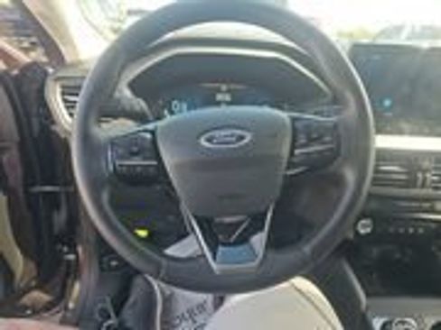 Used 2023 Ford Escape Active w/ Tech Pack #2 AWD/4WD image 7