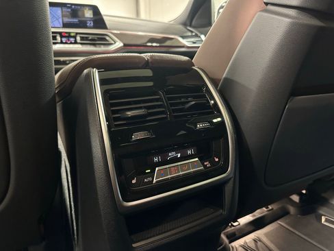 Used 2021 BMW X6 xDrive40i w/ M Sport Package image 36