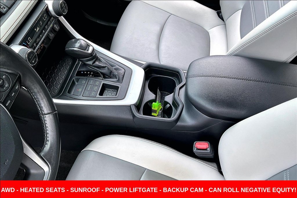 Used 2020 Toyota RAV4 XLE Premium AWD/4WD image 18