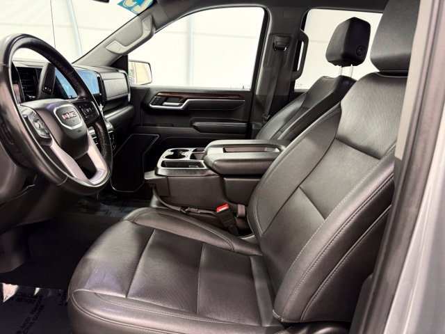 Used 2025 GMC Sierra 1500 SLT AWD/4WD image 14