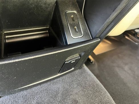 Certified 2021 Mercedes-Benz GLE 350 GLE 350 w/ Premium Package image 21