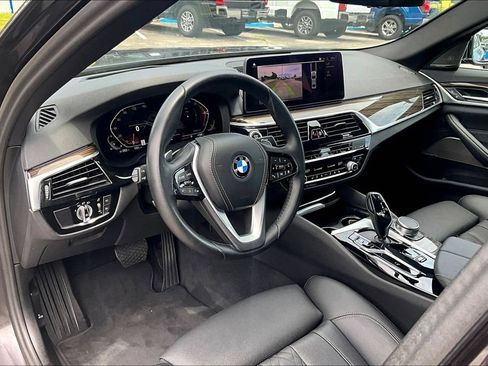 Used 2023 BMW 540i w/ Premium Package RWD image 13