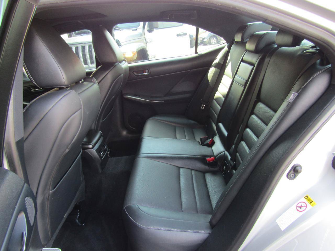 Used 2014 Lexus IS 250 RWD image 10