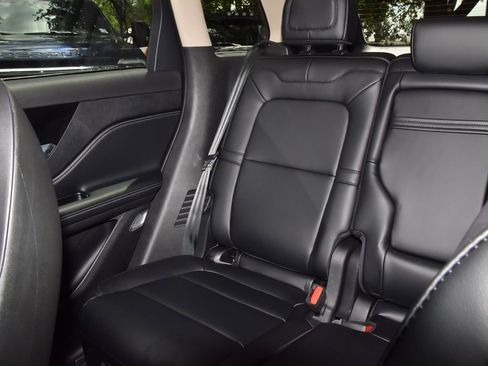 New 2026 Lincoln Corsair Premiere FWD image 19