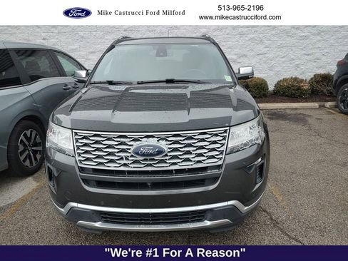 Used 2019 Ford Explorer Platinum image 4