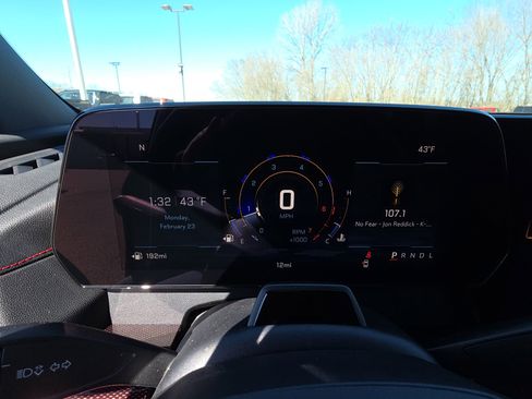 New 2026 Chevrolet Traverse RS image 16