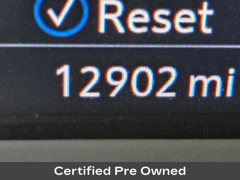 Certified 2025 Cadillac XT5 Premium Luxury FWD image 22