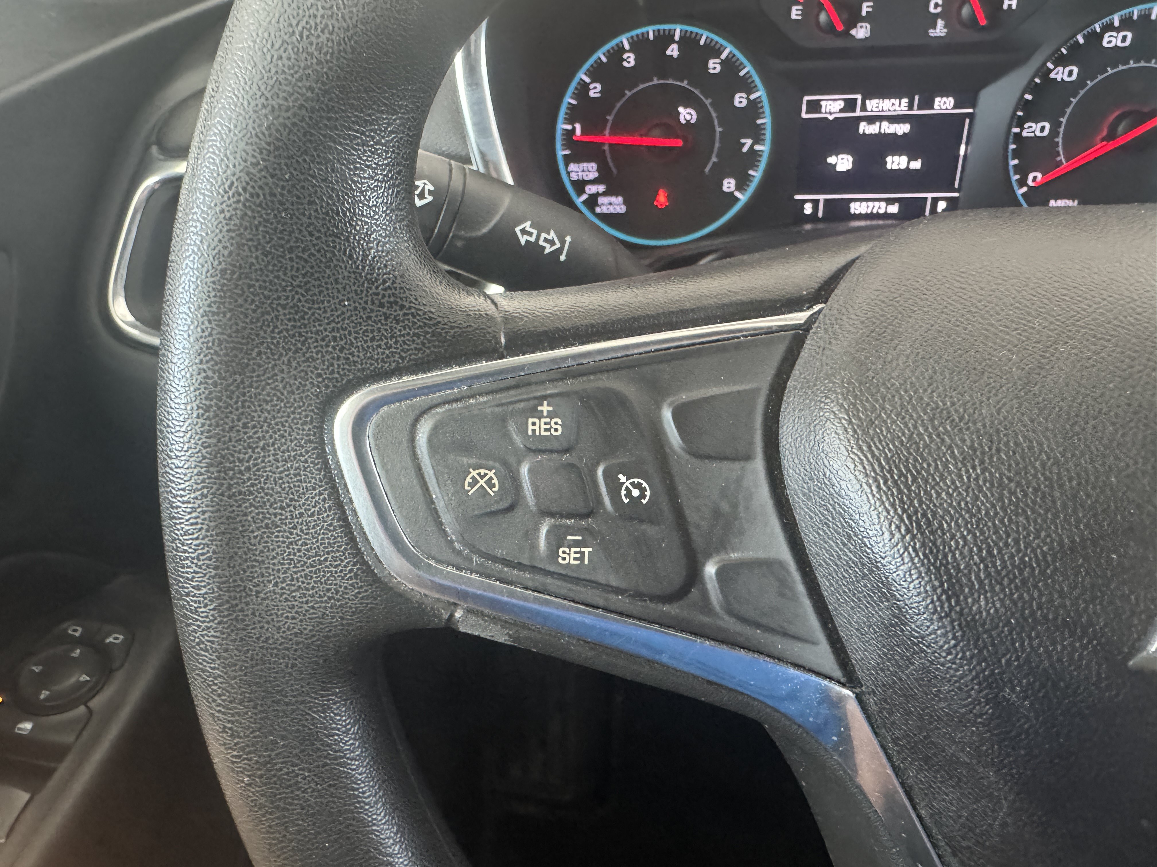 Used 2018 Chevrolet Equinox LT AWD/4WD image 12