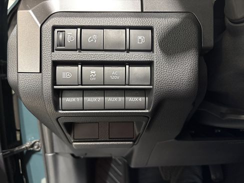New 2026 Toyota 4Runner TRD Off-Road AWD/4WD image 17