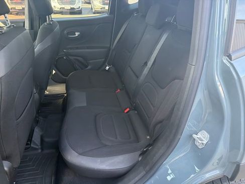 Used 2017 Jeep Renegade Altitude AWD/4WD image 29