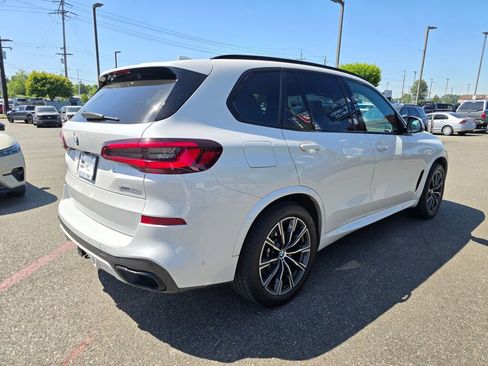Used 2021 BMW X5 xDrive40i w/ M Sport Package AWD/4WD image 6