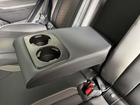 Certified 2025 Subaru Crosstrek 2.5i Limited image 32