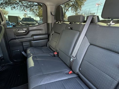 Used 2023 Chevrolet Silverado 1500 Custom image 24