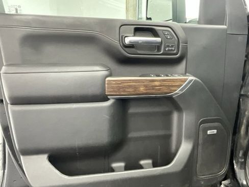 Used 2020 Chevrolet Silverado 2500 High Country w/ Z71 Off-Road Package image 12