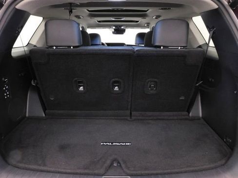 Used 2023 Hyundai Palisade Limited image 17