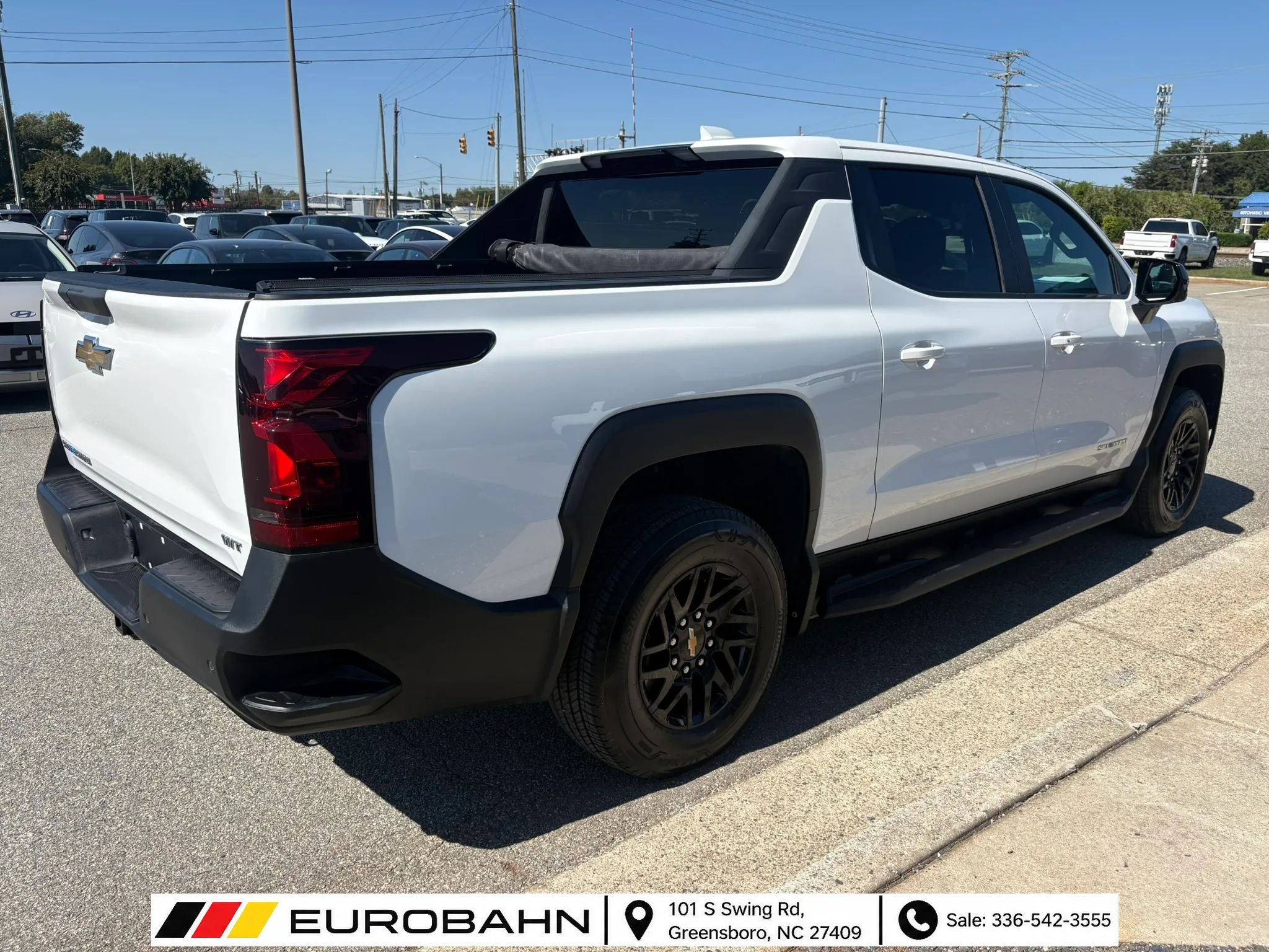 Used 2024 Chevrolet Silverado EV W/T AWD/4WD image 31