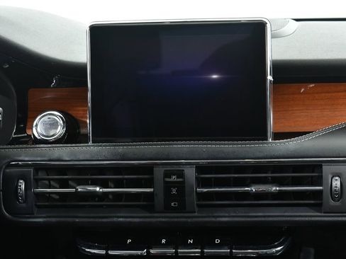 Used 2022 Lincoln Corsair Reserve w/ Equipment Group 201A AWD/4WD image 9