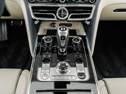 New 2026 Bentley Flying Spur image 33