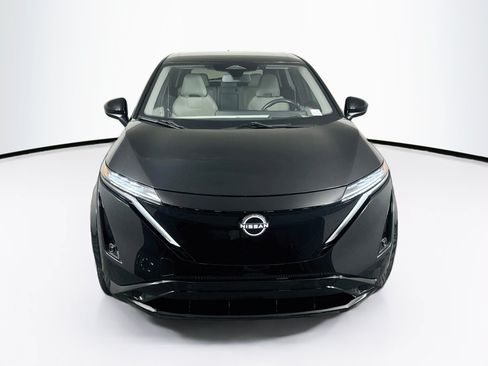 Used 2023 Nissan Ariya FWD image 2