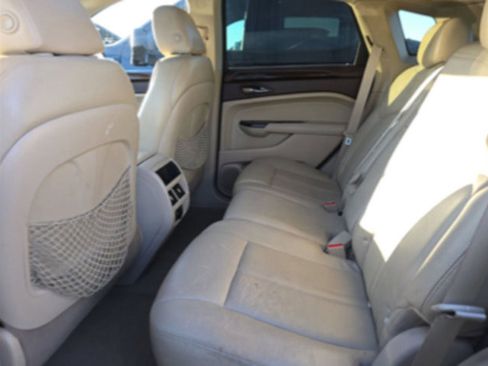 Used 2014 Cadillac SRX Luxury image 6