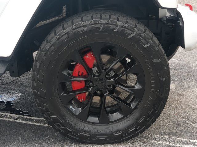 Used 2023 Jeep Gladiator Overland AWD/4WD image 11
