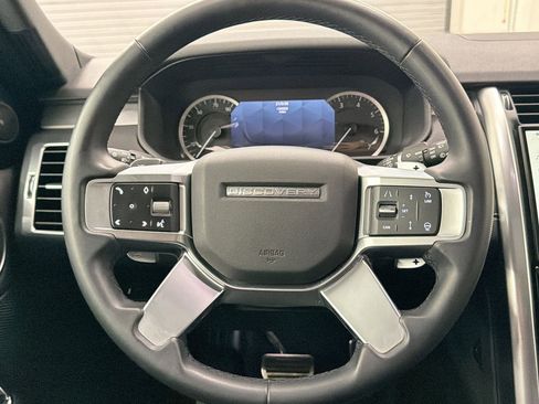 Used 2023 Land Rover Discovery S R-Dynamic AWD/4WD image 16