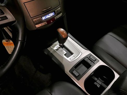 Used 2013 Subaru Outback 2.5i Limited AWD/4WD image 15