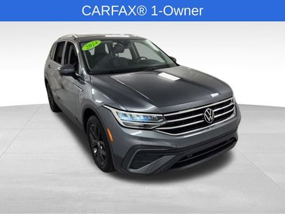 Used 2024 Volkswagen Tiguan SE