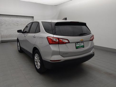 Used 2019 Chevrolet Equinox LS image 5