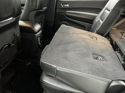 Used 2018 Dodge Durango GT image 17