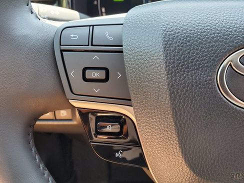 Used 2025 Toyota Camry LE w/ Convenience Package FWD image 20