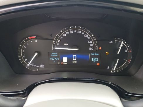 Used 2018 Cadillac XT5 Luxury w/ Driver Awareness Package image 12