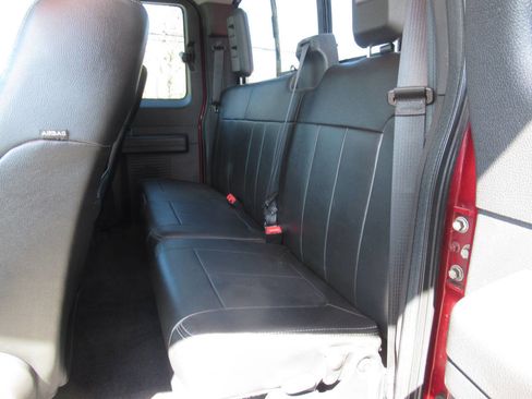 Used 2016 Ford F250 Lariat w/ Chrome Package image 18