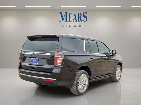 Used 2024 Chevrolet Tahoe High Country w/ Advanced Technology Package image 5