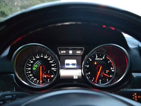 Used 2018 Mercedes-Benz GLE 43 AMG 4MATIC image 19