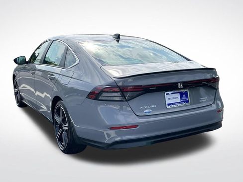 Used 2025 Honda Accord Sport image 4