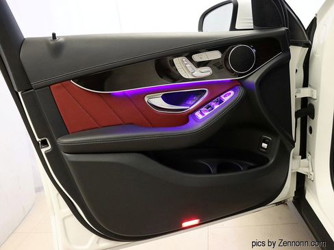 Used 2022 Mercedes-Benz GLC 43 AMG AMG GLC 43 image 27