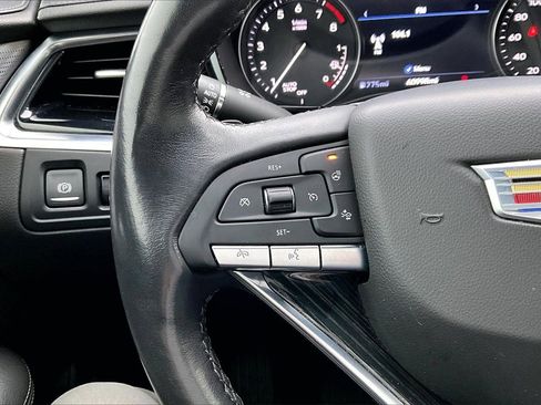 Used 2022 Cadillac XT6 Premium Luxury w/ Technology Package image 31