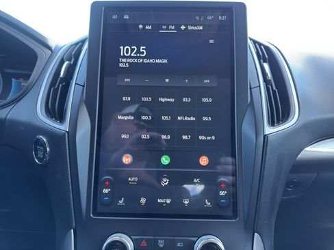 Used 2023 Ford Edge SEL image 15