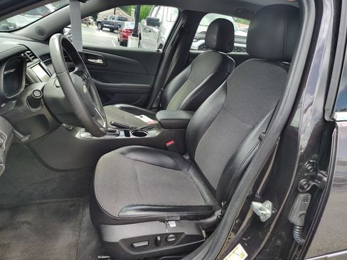 Used 2015 Chevrolet Malibu LT w/ Power Convenience Package FWD image 9