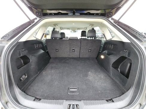 Used 2023 Ford Edge SEL image 7