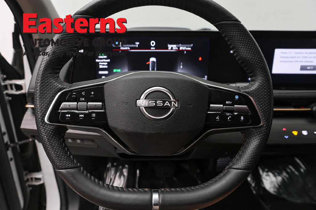 Used 2024 Nissan Ariya AWD image 11